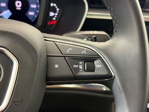 Used 2024 Audi Q3 2.0T Premium Plus w/ Premium Plus Package image 27