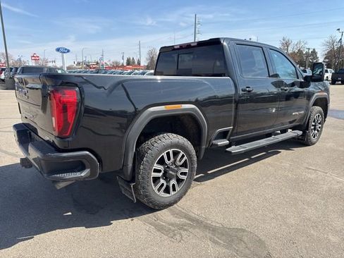Used 2023 GMC Sierra 2500 AT4 w/ AT4 Preferred Package image 10
