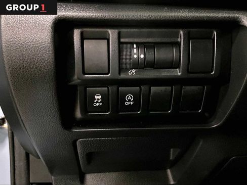 Certified 2023 Subaru Crosstrek 2.0i image 32