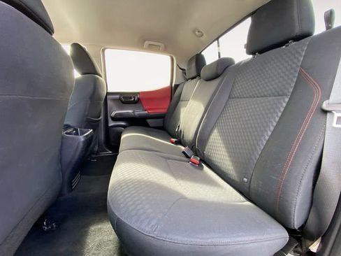 Used 2020 Toyota Tacoma SR5 image 13