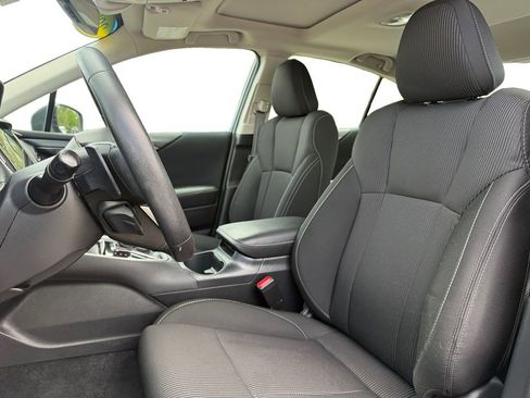 Used 2022 Subaru Legacy Premium AWD/4WD image 9