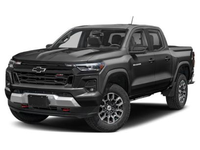 Used 2023 Chevrolet Colorado Z71 w/ Z71 Convenience Package 2