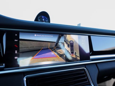 Certified 2022 Porsche Panamera 4 image 19