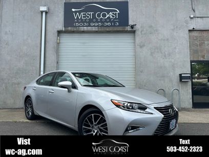 Used 2016 Lexus ES 350 w/ Premium Package w/Wood Trim