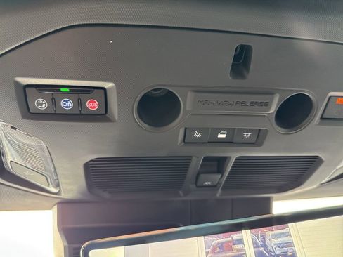 Used 2025 GMC Hummer EV 3X image 47