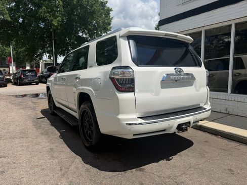 Used 2017 Toyota 4Runner Limited RWD image 7