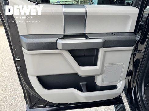 Used 2016 Ford F150 XLT w/ Equipment Group 302A Luxury image 24