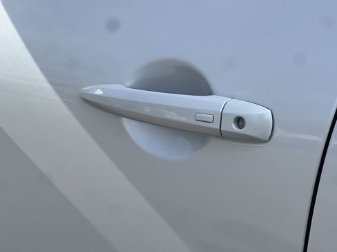 New 2026 Nissan Pathfinder SL image 28