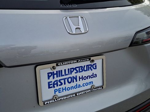 Used 2024 Honda HR-V LX image 30