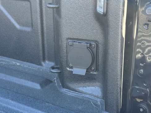 New 2026 GMC Sierra 2500 Denali w/ Denali Reserve Package AWD/4WD image 12