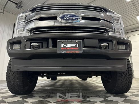 Used 2019 Ford F250 Lariat w/ Lariat Ultimate Package image 13