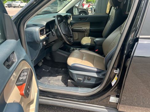 Used 2025 Ford Maverick Lariat AWD/4WD image 9