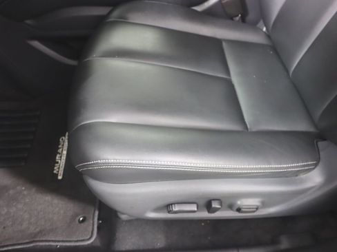 Certified 2024 Nissan Murano SV w/ SV Midnight Edition Package image 19