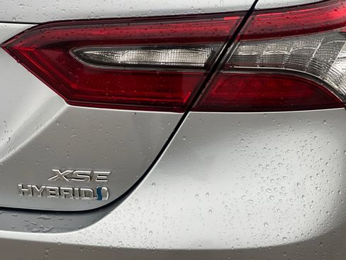 Used 2021 Toyota Camry XSE w/ Navigation Upgrade Package image 23