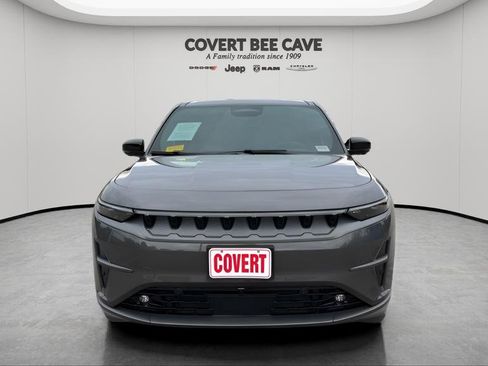 Used 2024 Jeep Wagoneer Launch Edition image 2