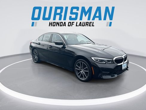 Used 2021 BMW 330i xDrive Sedan w/ Convenience Package image 2