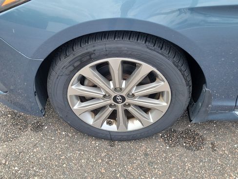 Used 2017 Hyundai Sonata Limited w/ Tech Package 03 FWD image 35