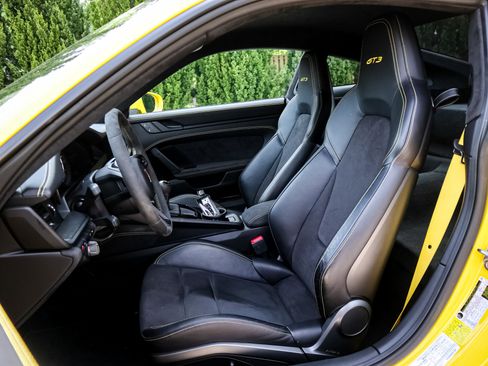 Used 2022 Porsche 911 GT3 RWD image 17
