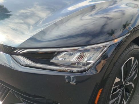 Certified 2023 Kia EV6 Wind RWD image 9