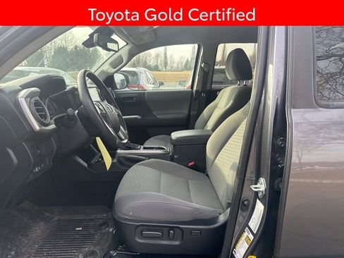 Certified 2021 Toyota Tacoma SR5 image 15