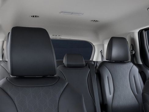 New 2026 Kia Carnival EX FWD image 27
