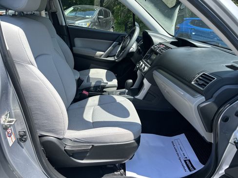 Used 2018 Subaru Forester 2.5i w/ Alloy Wheel Package AWD/4WD image 11