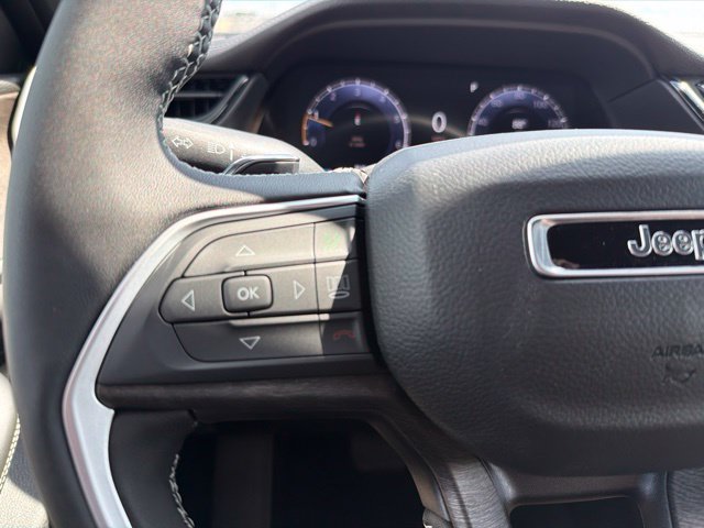 New 2026 Jeep Grand Cherokee Altitude AWD/4WD image 23