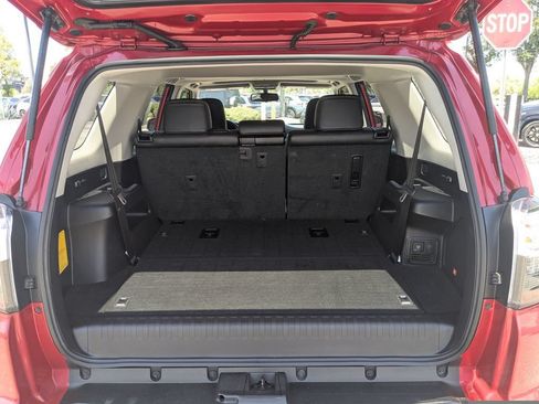 Used 2019 Toyota 4Runner Limited AWD/4WD image 29