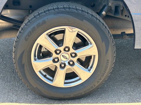 Used 2019 Ford F150 XLT w/ Equipment Group 302A Luxury RWD image 10
