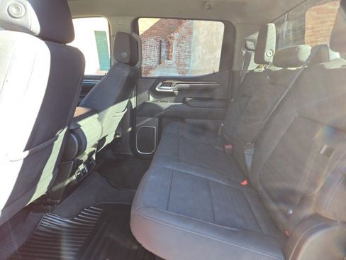 Certified 2023 Chevrolet Silverado 1500 LT w/ Z71 Off-Road Package image 15