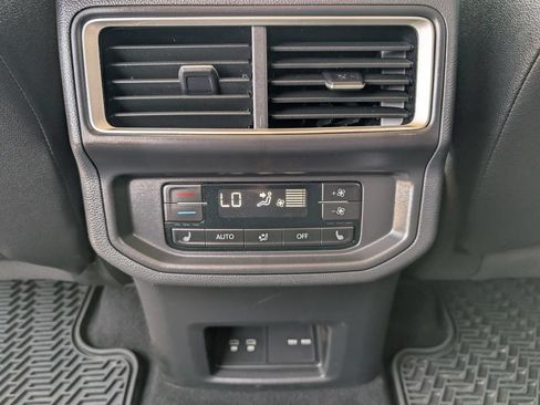 Used 2026 Volkswagen Atlas SEL Premium R-Line AWD/4WD image 23