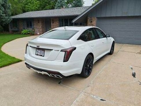 Used 2024 Cadillac CT5 V w/ Platinum Package AWD/4WD image 9