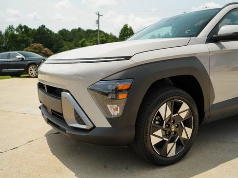 Used 2025 Hyundai Kona SEL AWD/4WD image 17