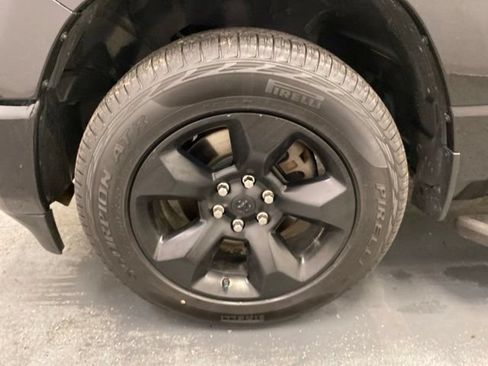 Used 2019 RAM 1500 Big Horn AWD/4WD image 29