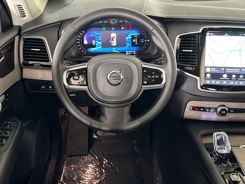 Certified 2024 Volvo XC90 T8 Ultimate w/ Protection Package Premier AWD/4WD image 13