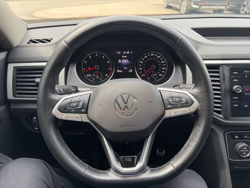 Used 2021 Volkswagen Atlas SE image 16