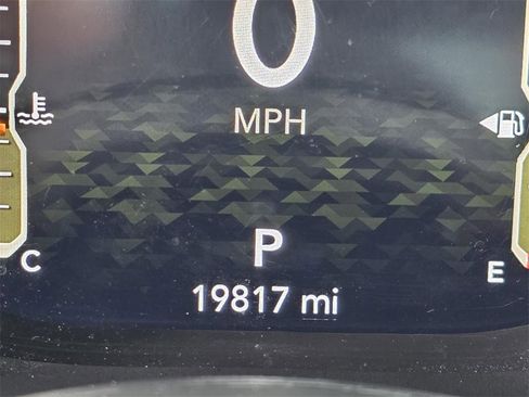 Used 2023 Jeep Gladiator Willys image 40