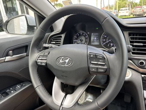 Used 2020 Hyundai Elantra Value Edition w/ Winter Weather Package FWD image 54