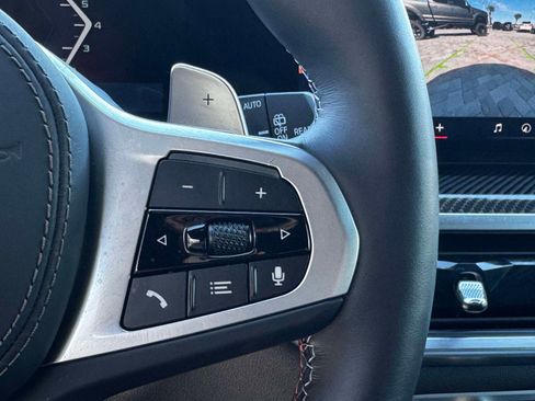 Used 2026 BMW X7 M60i image 54