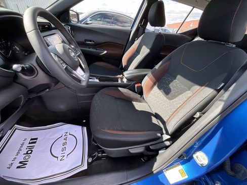 Used 2023 Nissan Kicks SR image 34