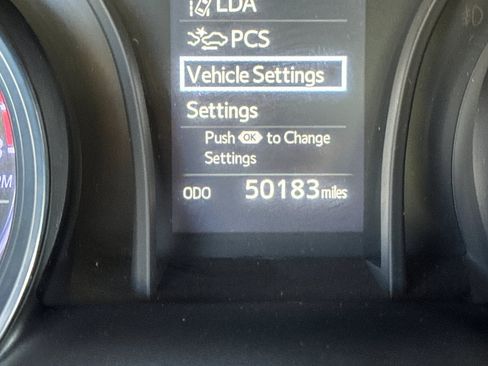 Used 2020 Toyota Camry LE FWD image 22