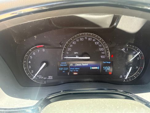 Used 2017 Cadillac XT5 FWD w/ LPO, Wheel Lock Package image 12