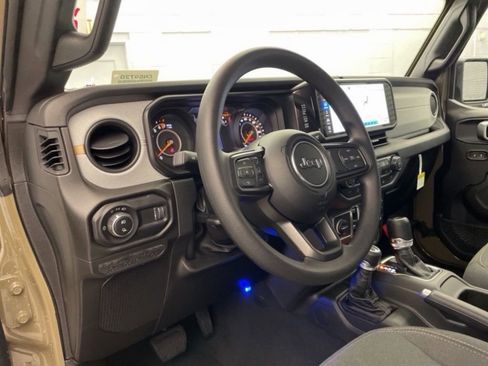 New 2026 Jeep Gladiator Sport image 13