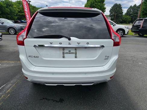 Used 2017 Volvo XC60 T6 Dynamic w/ Climate Package AWD/4WD image 4