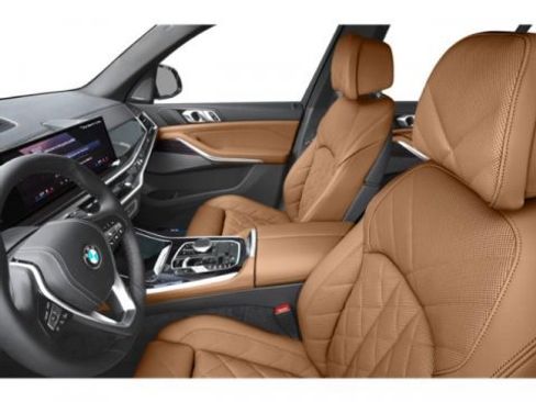 Certified 2026 BMW X5 M60i image 11