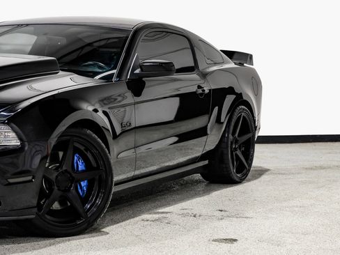 Used 2013 Ford Mustang GT Premium w/ Security Pkg image 11