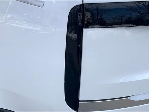 New 2026 Land Rover Range Rover Autobiography AWD/4WD image 14