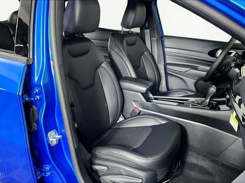 New 2026 Jeep Compass Latitude AWD/4WD image 12