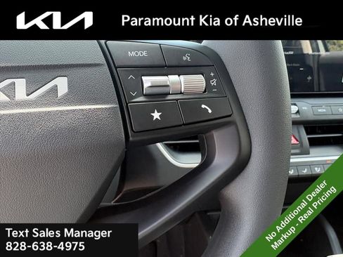 New 2026 Kia K4 FWD image 13