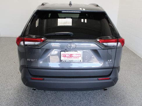 Used 2025 Toyota RAV4 LE AWD/4WD image 8